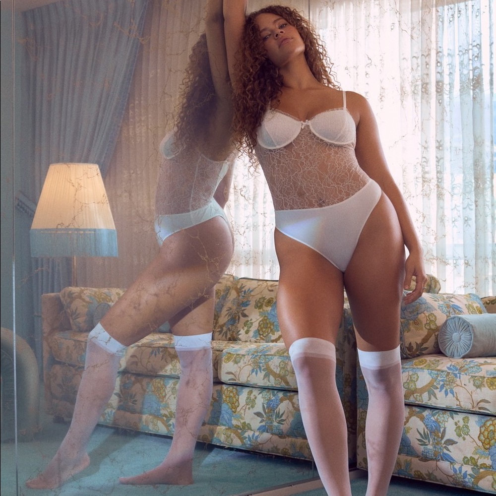 FOR LOVE & LEMONS Stardust Lace Bodysuit - Picture 6 of 6